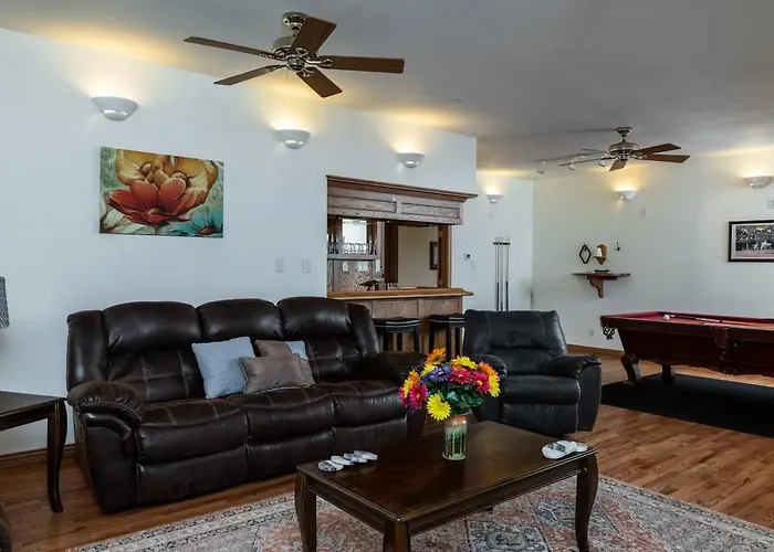 Holiday home Airplane Hangar Loft - Coolest In Worth